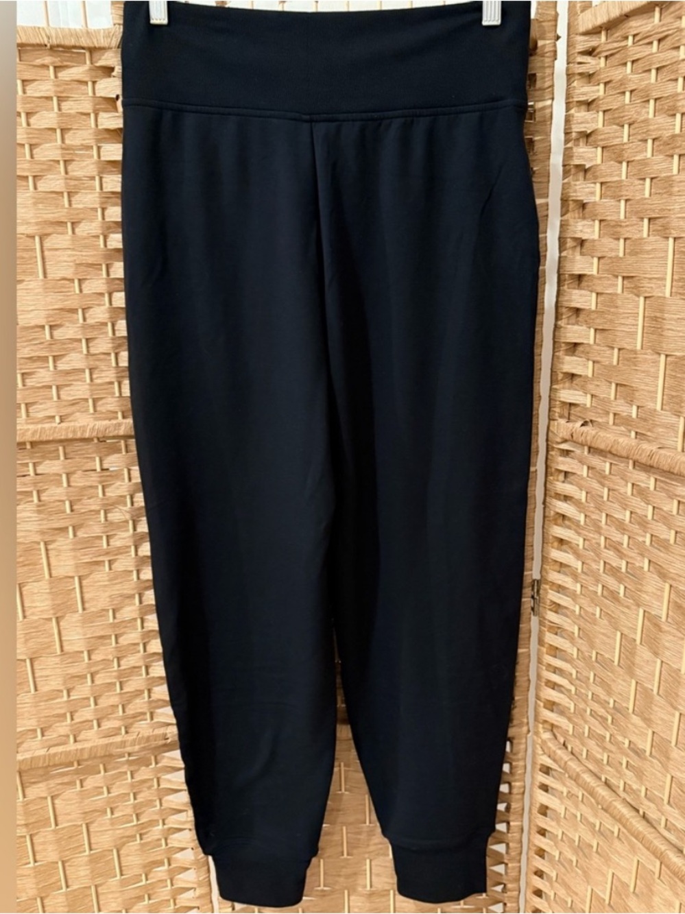 NWOT Athleta Black Coaster Luxe Jogger, Medium - Picture 4 of 14
